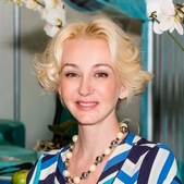 НАТАЛІЯ ІВАНОВА